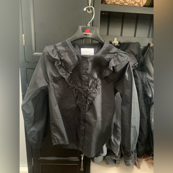 Rochelle Behrens The Shirt size S